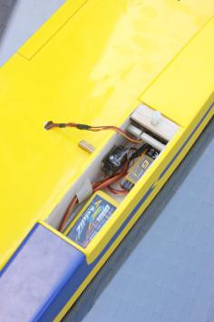 Yellow T.v.M.